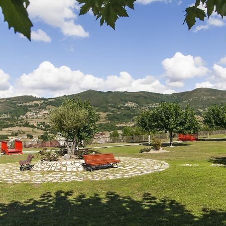 New Hotel Oviedo Bagian luar foto