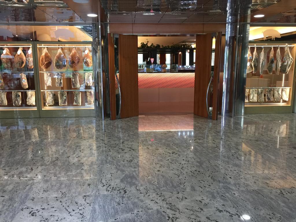 New Hotel Oviedo Bagian luar foto