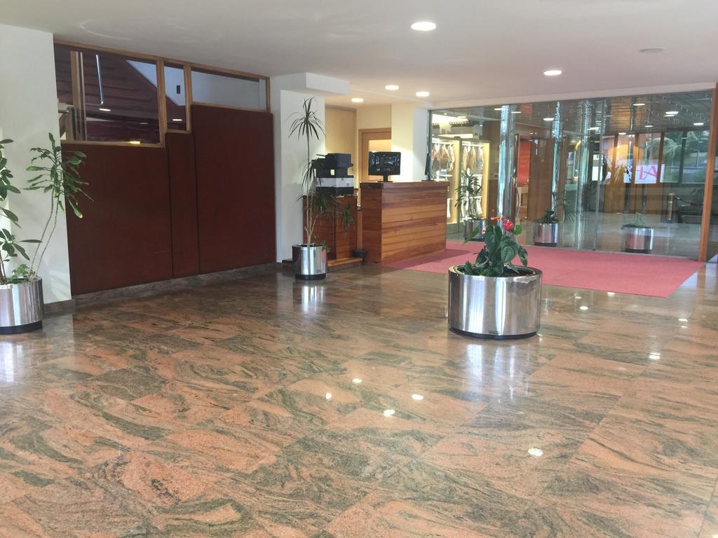 New Hotel Oviedo Bagian luar foto
