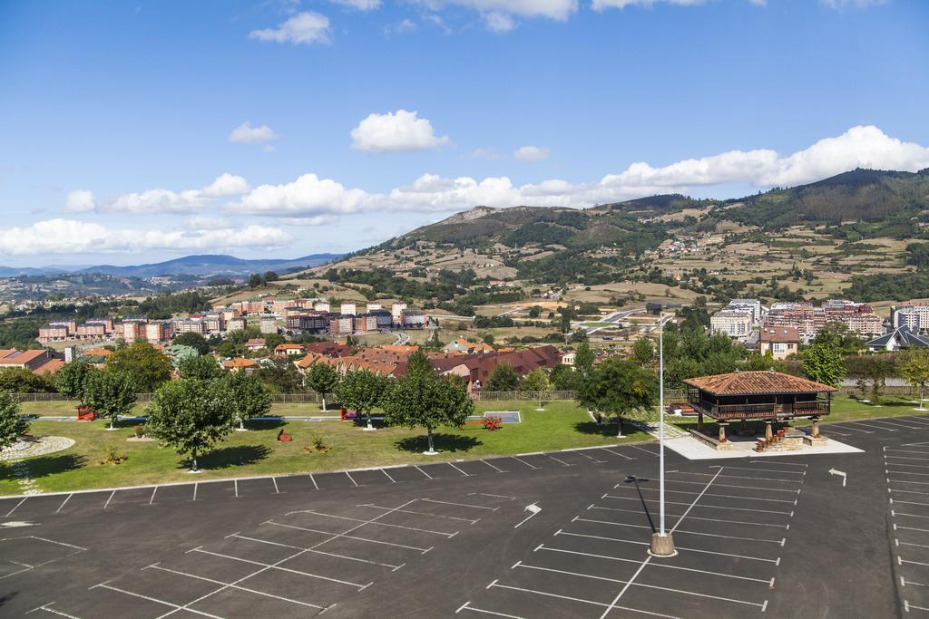 New Hotel Oviedo Bagian luar foto